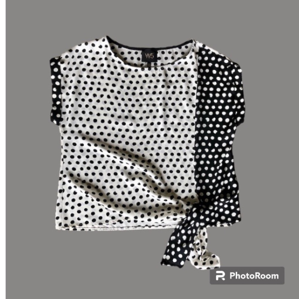 W5 Black And White Polka Dotted cap Sleeve Blouse Size S